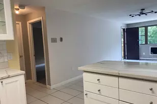14 Mayberry Dr, Westborough, MA 01581 - Photo 9