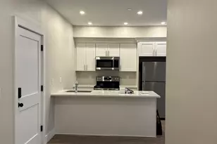 58 River St, Boston, MA 02126 - Photo 5
