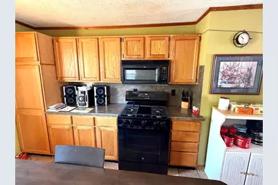 87 Hamburg, Springfield, MA 01107 - Photo 7