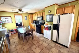 87 Hamburg, Springfield, MA 01107 - Photo 9