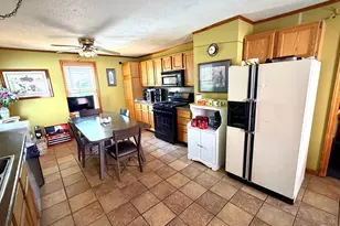 87 Hamburg, Springfield, MA 01107 - Photo 9