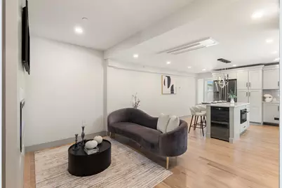 22 Hunting Street #3P, Cambridge, MA 02141 - Photo 9