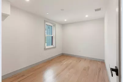 22 Hunting Street #3P, Cambridge, MA 02141 - Photo 17