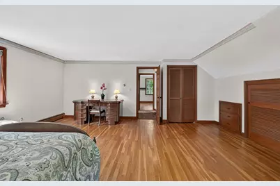 24 Railroad Ave, Taunton, MA 02780 - Photo 17