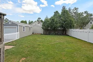 21 Trask St, Danvers, MA 01923 - Photo 17