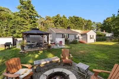 314 Highland St, Hamilton, MA 01982 - Photo 3