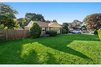 314 Highland St, Hamilton, MA 01982 - Photo 3