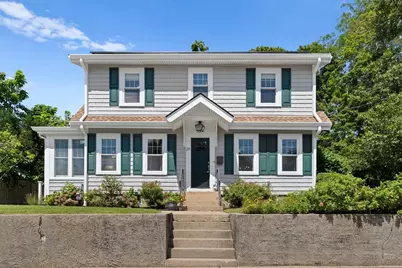 25 Bay View Ave, Plymouth, MA 02360 - Photo 1