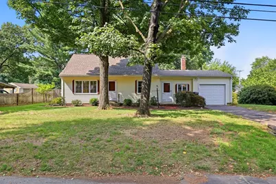 11 Grenier Dr, Westfield, MA 01085 - Photo 3