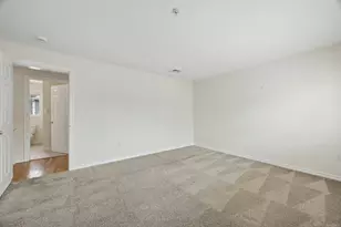 40 Myrtle St, Waltham, MA 02453 - Photo 17