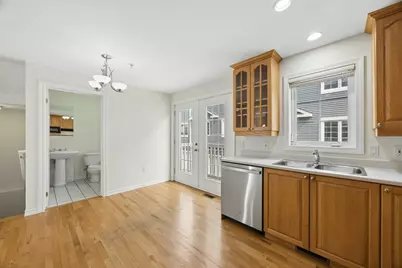 40 Myrtle Street #3, Waltham, MA 02453 - Photo 9