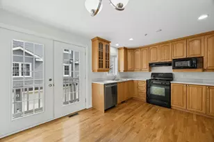 40 Myrtle St, Waltham, MA 02453 - Photo 9