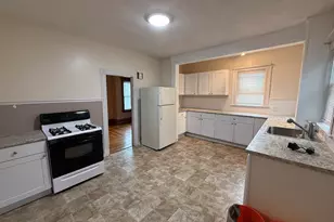 29 1/2 Taylor St, Saugus, MA 01906 - Photo 7