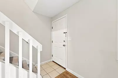 720 Russell Rd #C, Westfield, MA 01085 - Photo 5