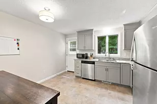 720 Russell Rd, Westfield, MA 01085 - Photo 9