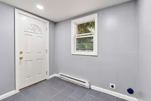 94 Pacific St, Fitchburg, MA 01420 - Photo 25