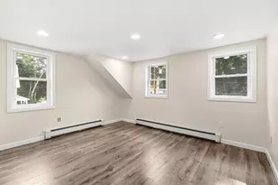 94 Pacific St, Fitchburg, MA 01420 - Photo 13
