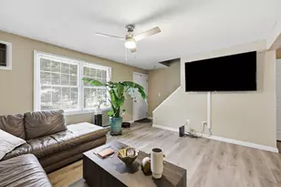 40-42 Ferris St, Springfield, MA 01151 - Photo 9