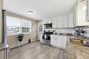 40-42 Ferris St, Springfield, MA 01151 - Photo 11