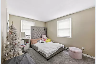 40-42 Ferris St, Springfield, MA 01151 - Photo 17