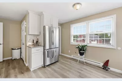 40-42 Ferris St, Springfield, MA 01151 - Photo 13
