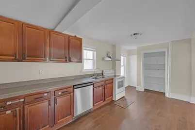 139 Endicott St, Worcester, MA 01610 - Photo 3