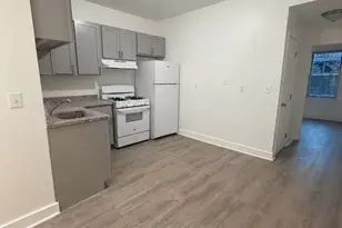 128 Shawmut St, Chelsea, MA 02150 - Photo 3