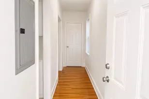 10 Yeamans St, Revere, MA 02151 - Photo 3