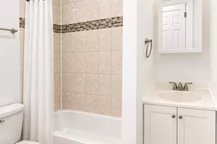 10 Yeamans St, Revere, MA 02151 - Photo 5