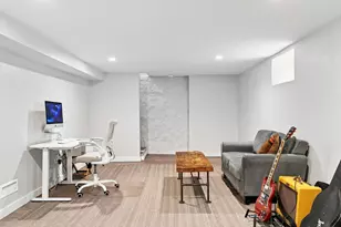 1080 Adams St, Boston, MA 02124 - Photo 23