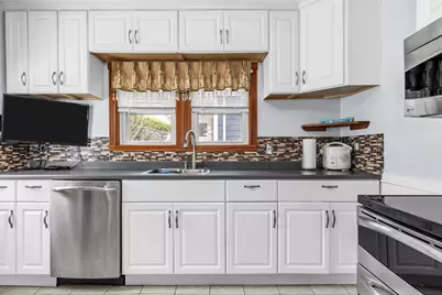 160 Linwood St, Lynn, MA 01905 - Photo 23