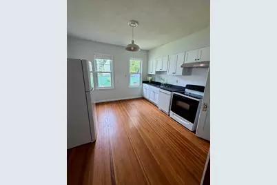 93 Dartmouth St #1, Holyoke, MA 01040 - Photo 3