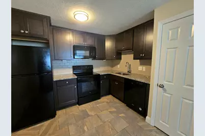725 Broad St #4, Weymouth, MA 02189 - Photo 3