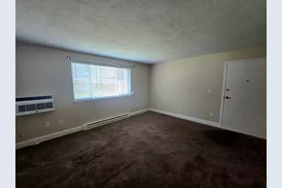 725 Broad St #4, Weymouth, MA 02189 - Photo 5