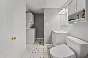 254-256 E Eagle St, Boston, MA 02128 - Photo 27
