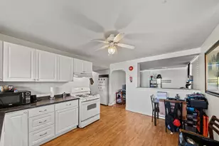 254-256 E Eagle St, Boston, MA 02128 - Photo 21