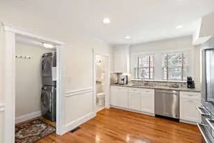 40 Ansonia Rd, Boston, MA 02132 - Photo 5
