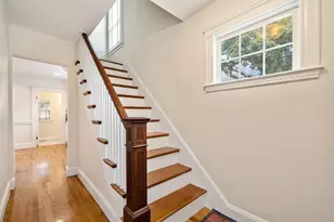40 Ansonia Rd, Boston, MA 02132 - Photo 17