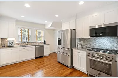 40 Ansonia Road, Boston, MA 02132 - Photo 9
