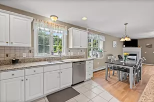 60 West St, Plympton, MA 02367 - Photo 7