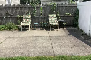 28 Gosnold St, New Bedford, MA 02740 - Photo 17