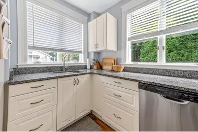 85 Lincoln Rd, Walpole, MA 02081 - Photo 15