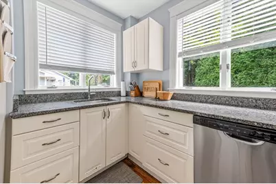 85 Lincoln Rd, Walpole, MA 02081 - Photo 15