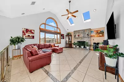 33 Tedford Ave, Revere, MA 02151 - Photo 5