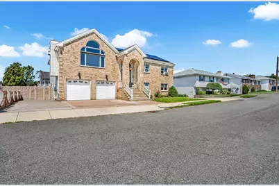 33 Tedford Ave, Revere, MA 02151 - Photo 3