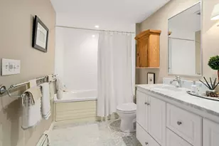 8 Dartmouth St, Boston, MA 02116 - Photo 11