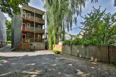 238 Poplar St #2, Boston, MA 02131 - Photo 17