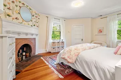 292 Clinton Rd, Brookline, MA 02445 - Photo 17