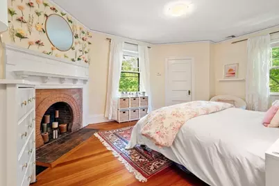 292 Clinton Rd, Brookline, MA 02445 - Photo 17