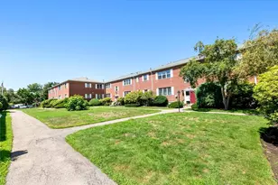 173 Lake Shore Rd, Boston, MA 02135 - Photo 5